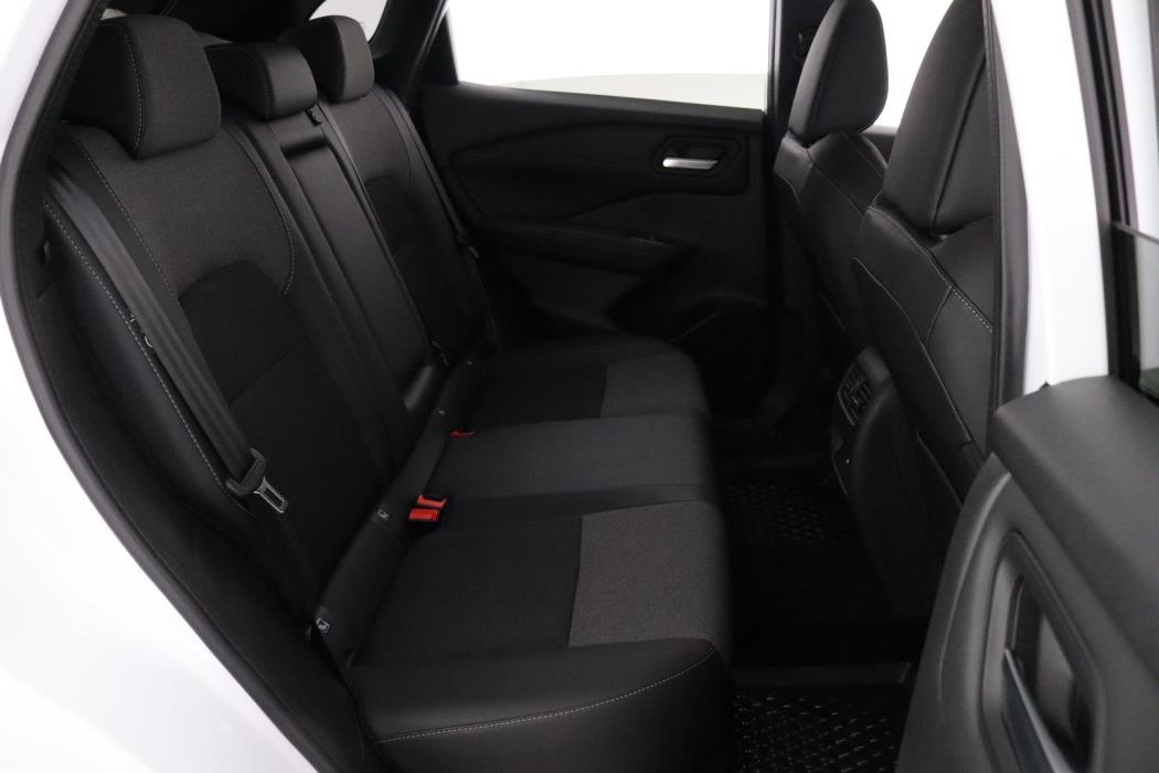 NISSAN Qashqai 2025