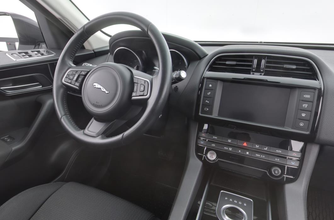 JAGUAR F-PACE 2017