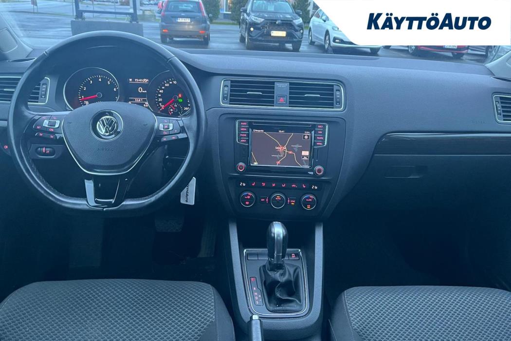 VOLKSWAGEN Jetta 2017