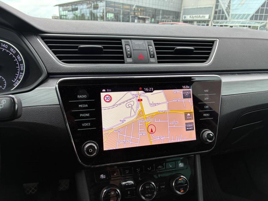 SKODA Superb 2018