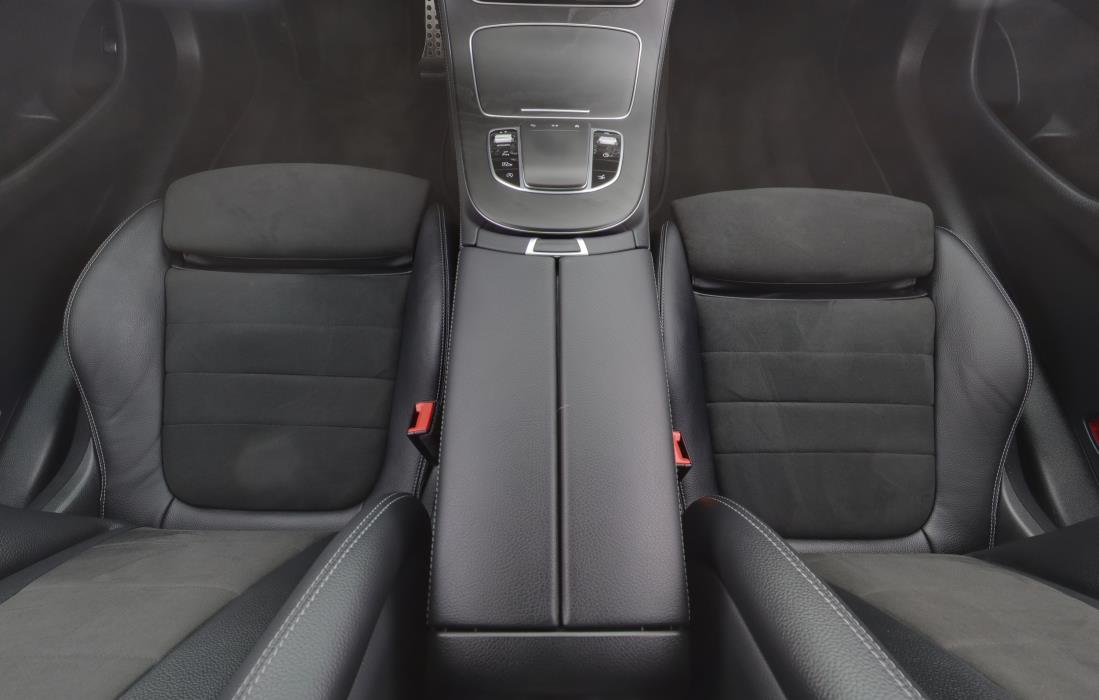 MERCEDES-BENZ E 2022