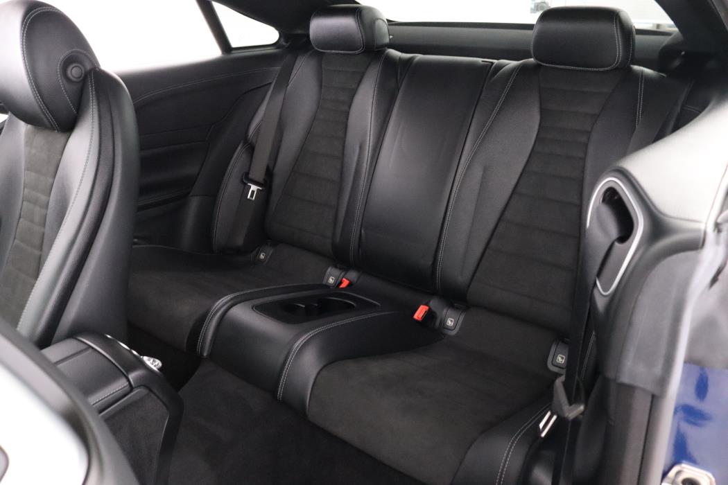 MERCEDES-BENZ E 2022