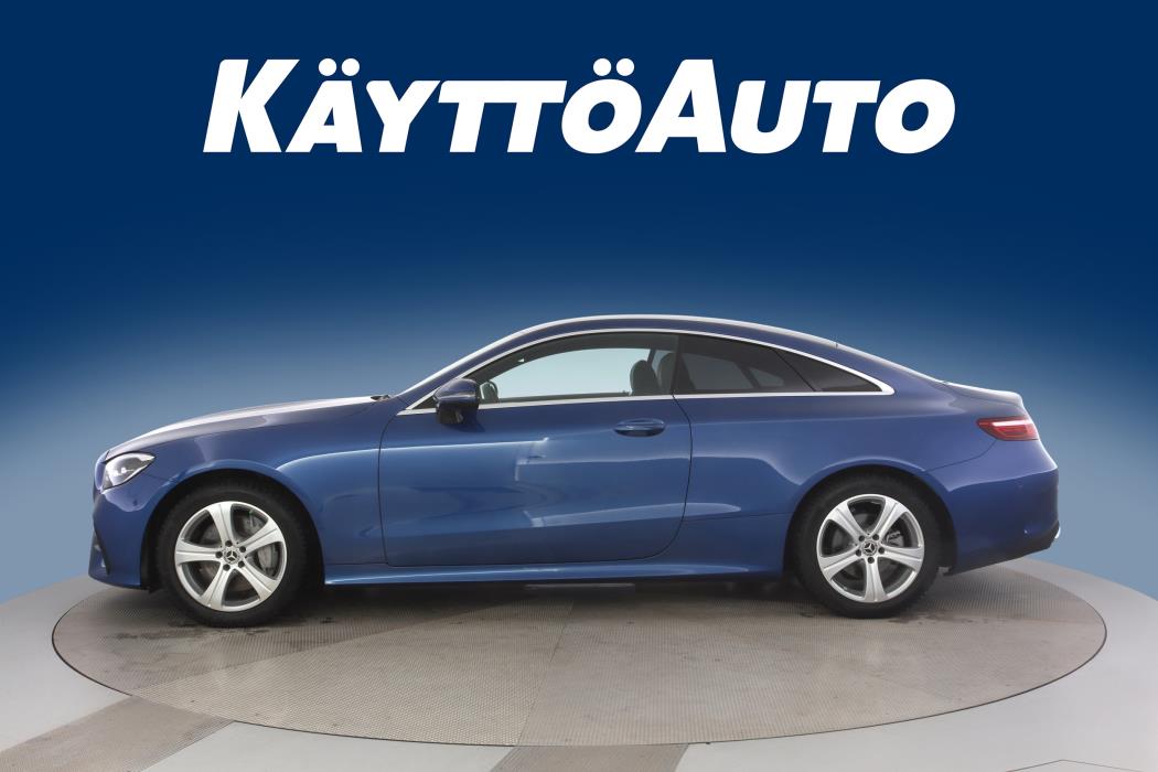 MERCEDES-BENZ E 2022