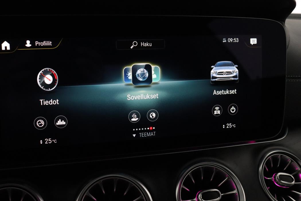 MERCEDES-BENZ E 2022