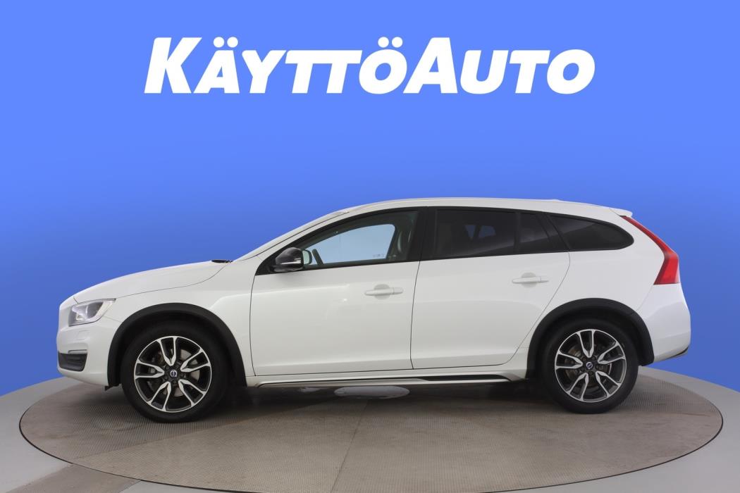 VOLVO V60 Cross Country 2015