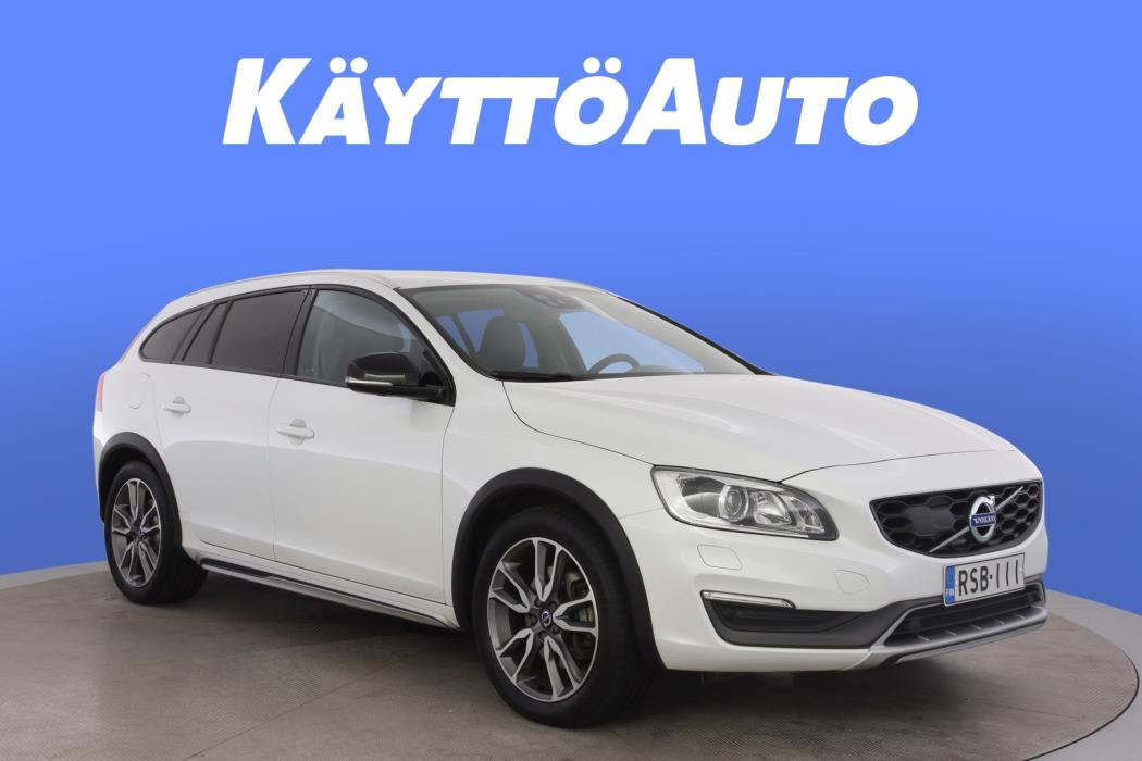 VOLVO V60 Cross Country 2015