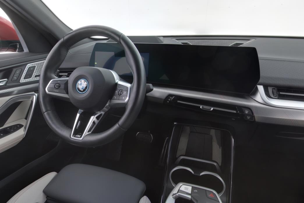 BMW iX2 2024