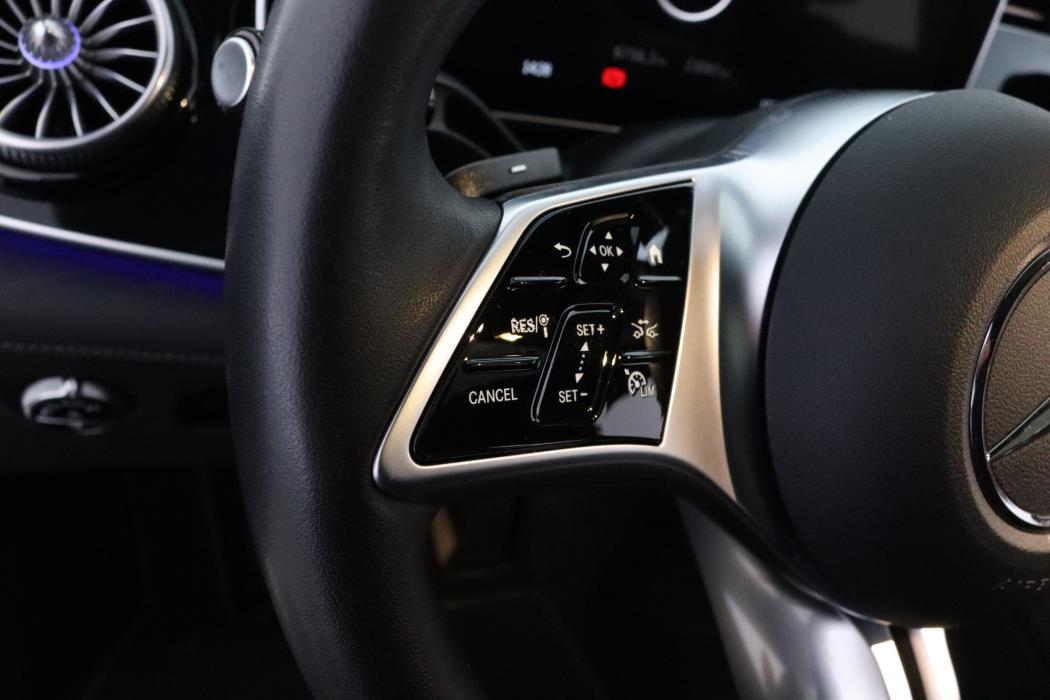 MERCEDES-BENZ EQE 2024