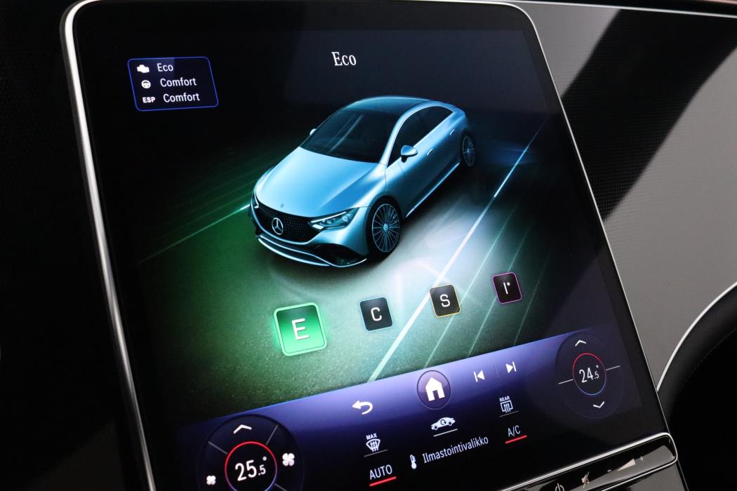 MERCEDES-BENZ EQE 2024