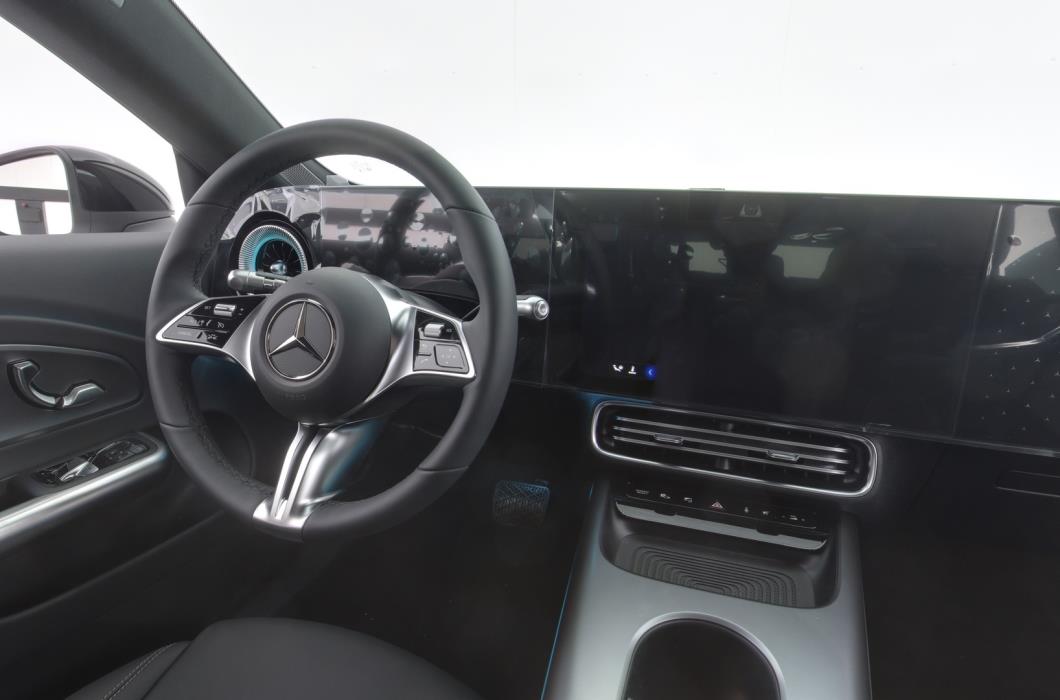 MERCEDES-BENZ CLA 2026