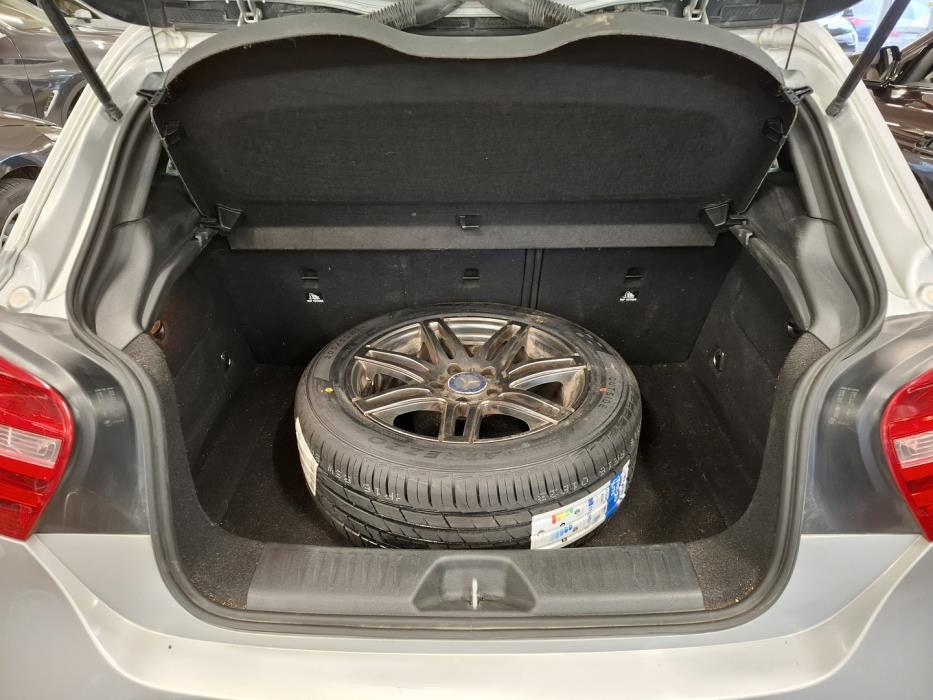 MERCEDES-BENZ A 2013