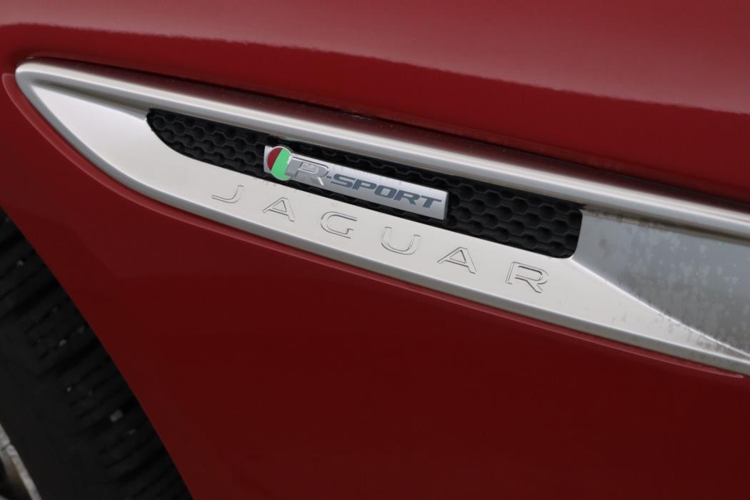 JAGUAR XE 2016