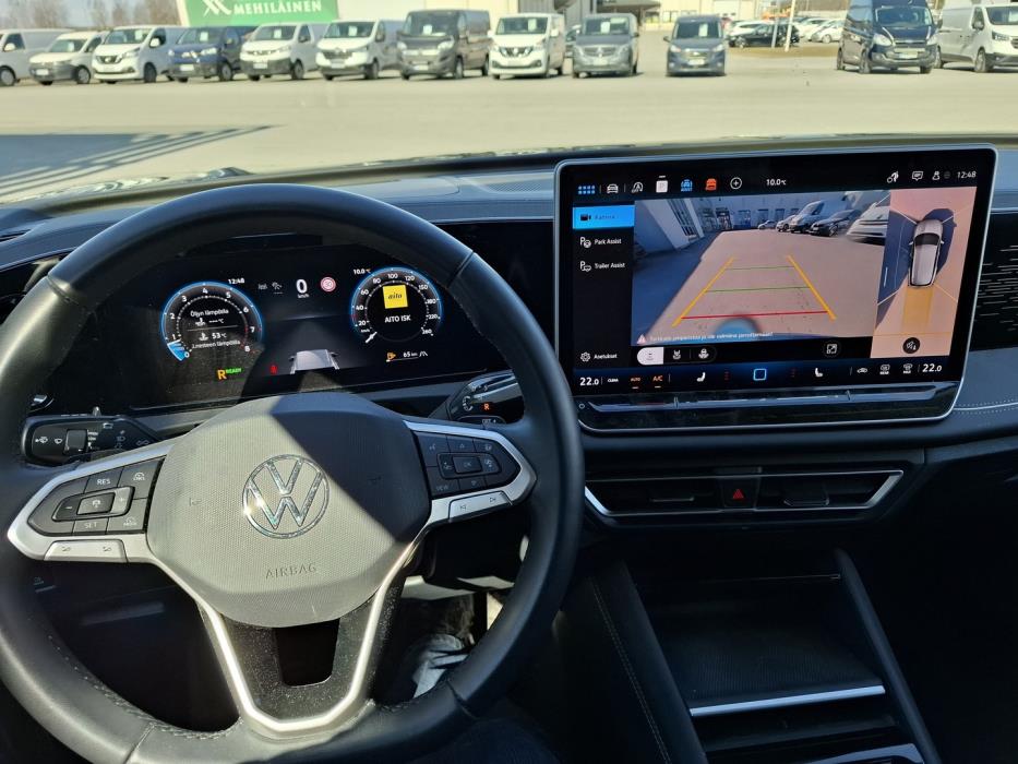 VOLKSWAGEN Tiguan 2024