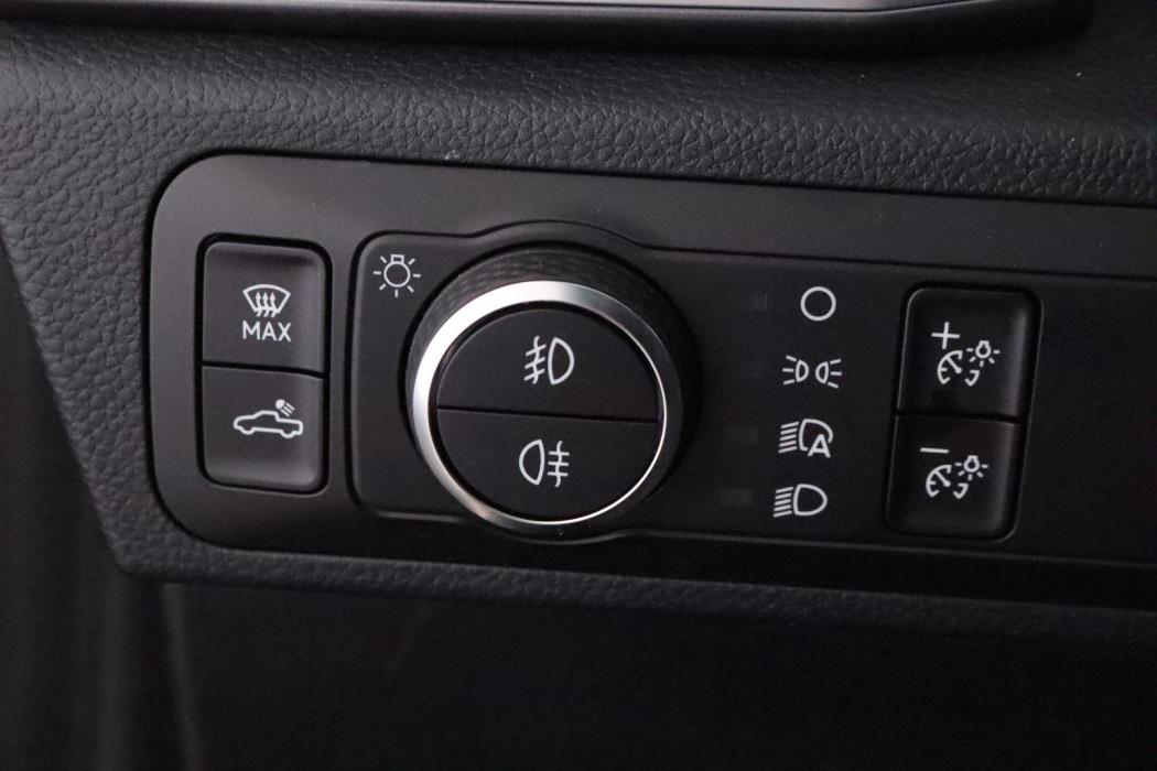 VOLKSWAGEN Amarok 2026