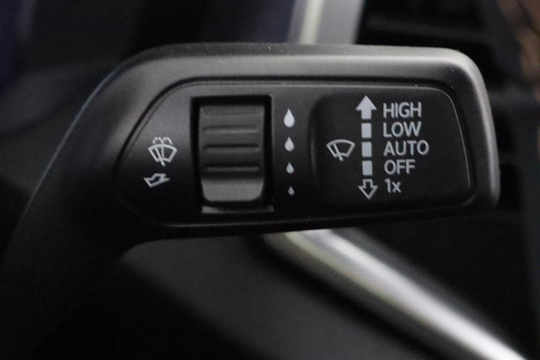 VOLKSWAGEN Amarok 2026