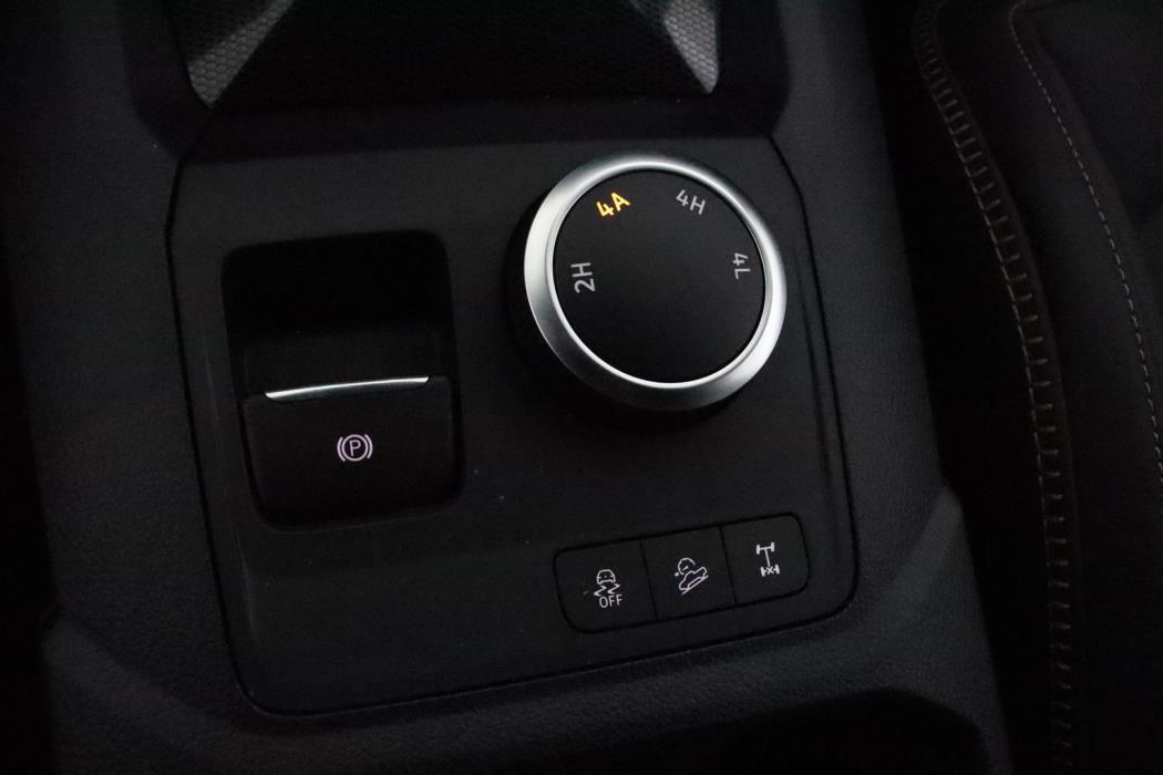 VOLKSWAGEN Amarok 2026