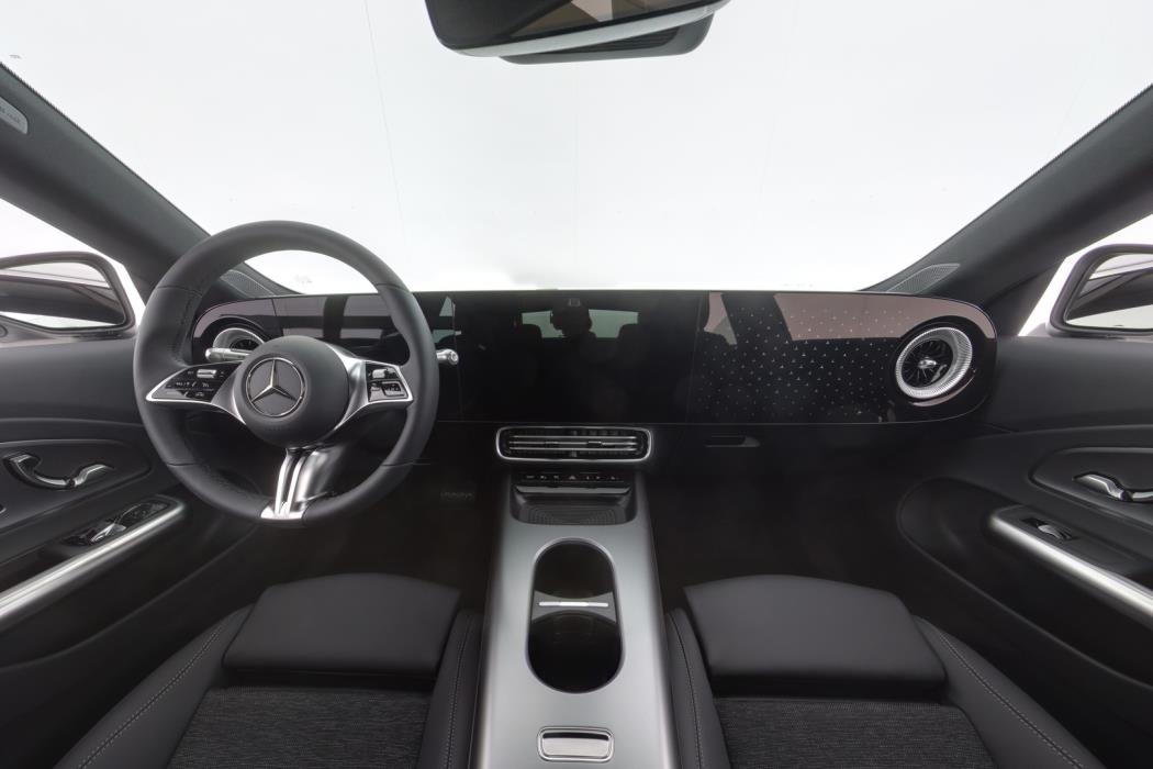 MERCEDES-BENZ CLA 2026