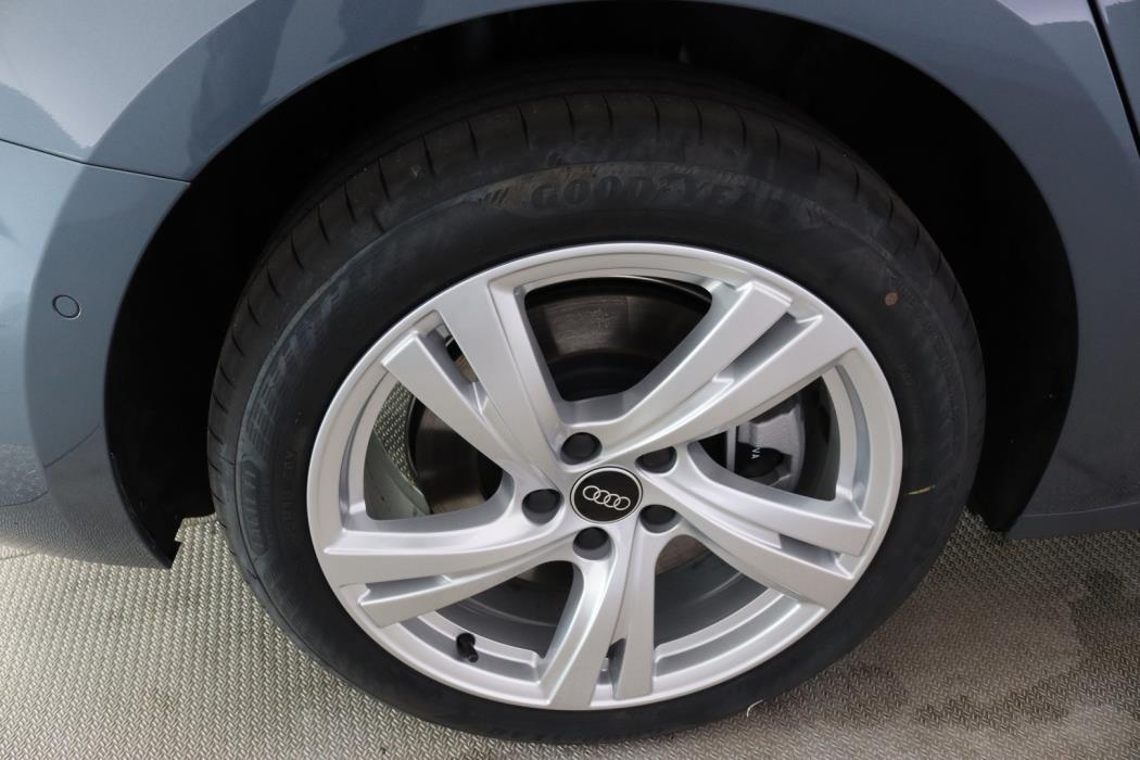 AUDI A5 2026