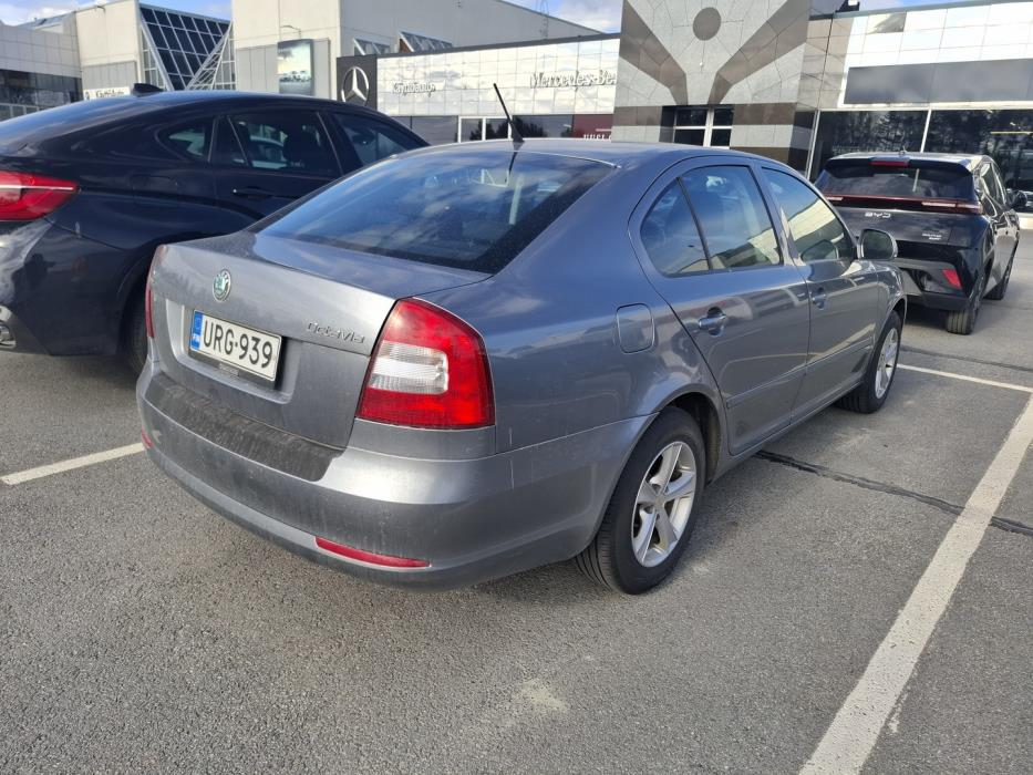 SKODA Octavia 2012