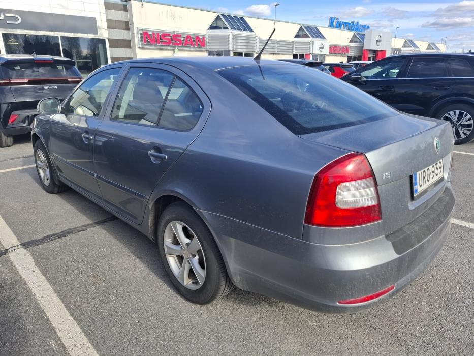 SKODA Octavia 2012
