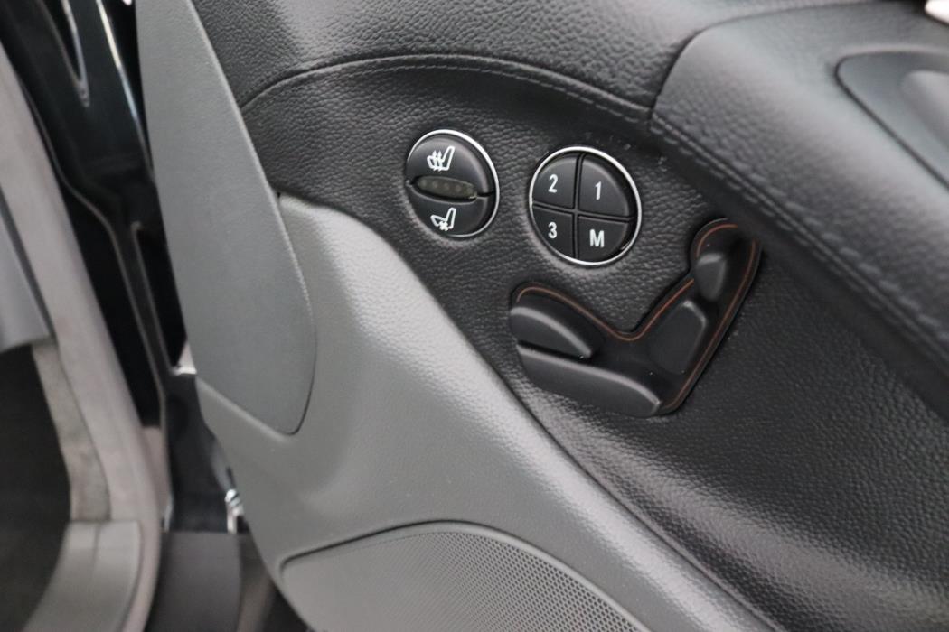 MERCEDES-BENZ SL 2003