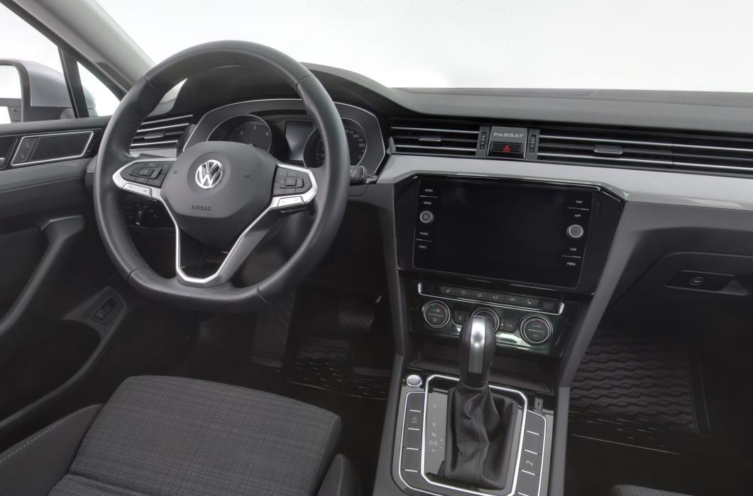 VOLKSWAGEN Passat 2020