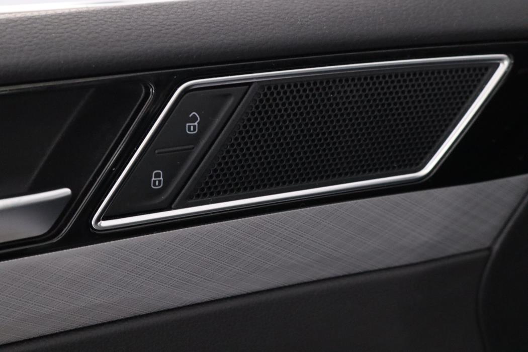 VOLKSWAGEN Passat 2020