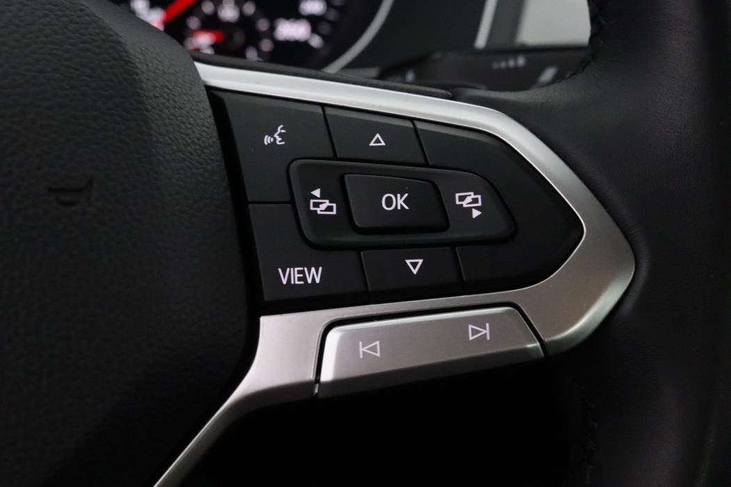 VOLKSWAGEN Passat 2020