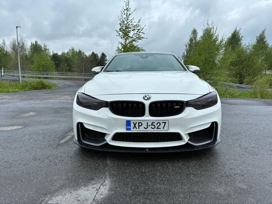 BMW M4 2015