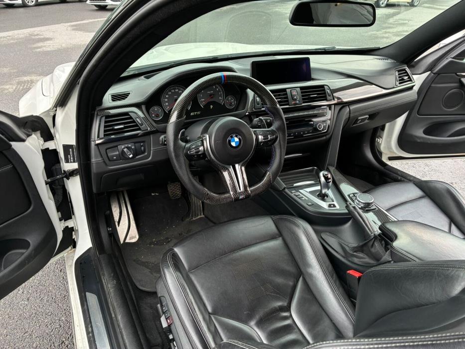 BMW M4 2015