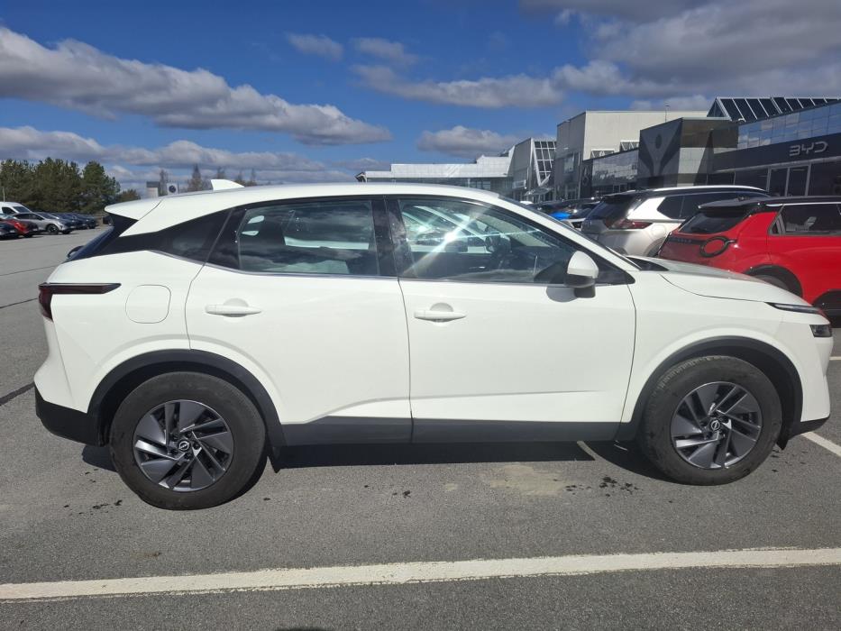 NISSAN Qashqai 2023