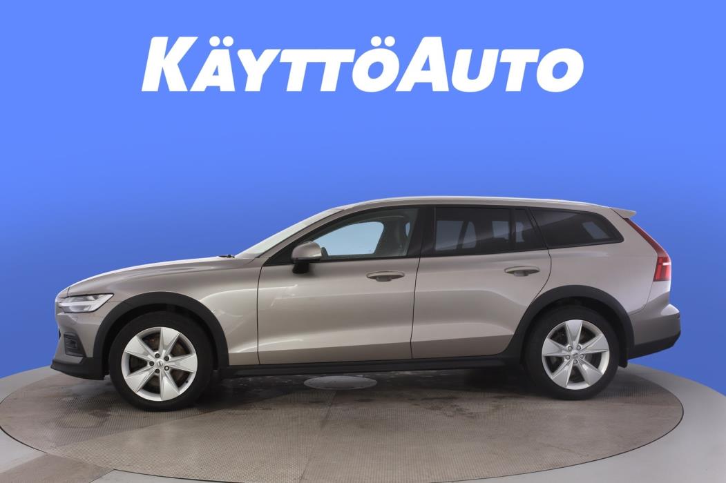 VOLVO V60 Cross Country 2019