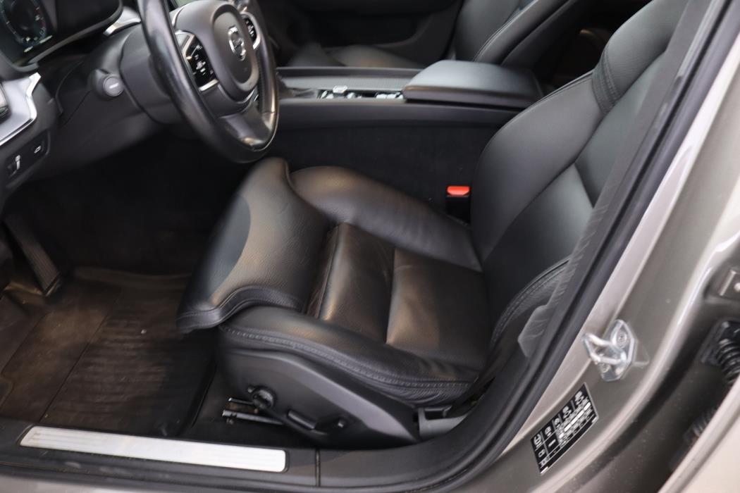 VOLVO V60 Cross Country 2019