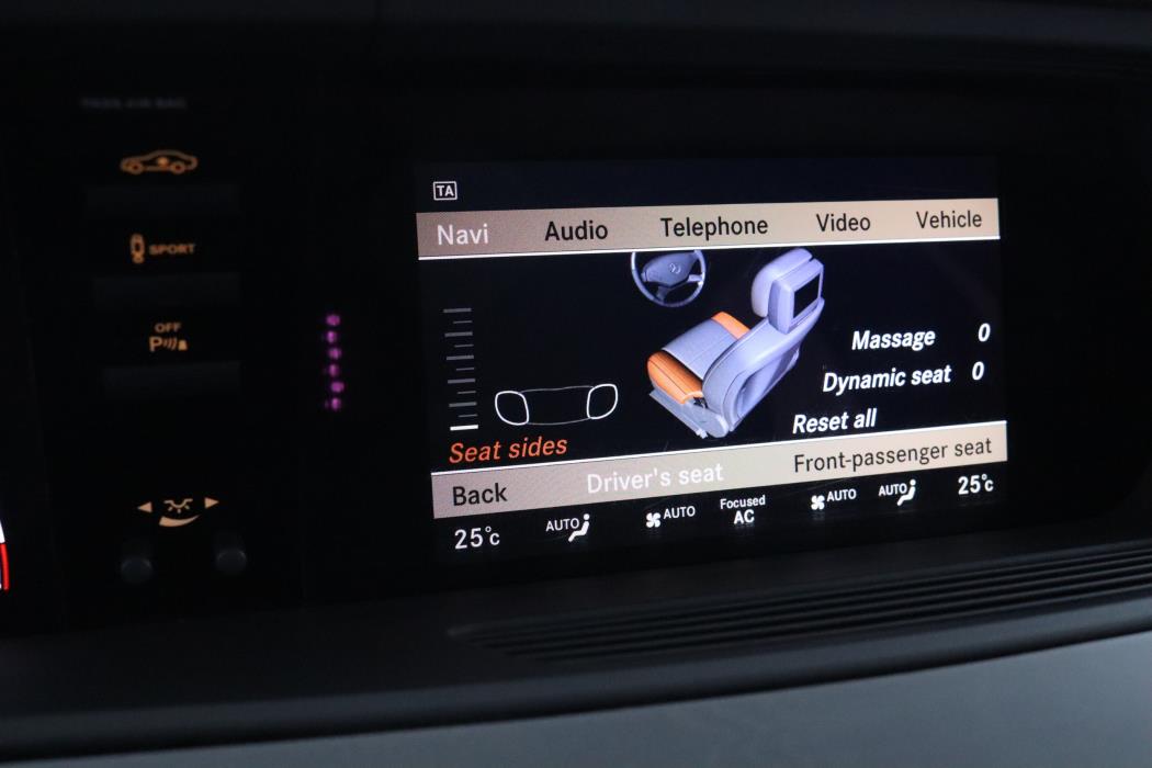 MERCEDES-BENZ S 2009