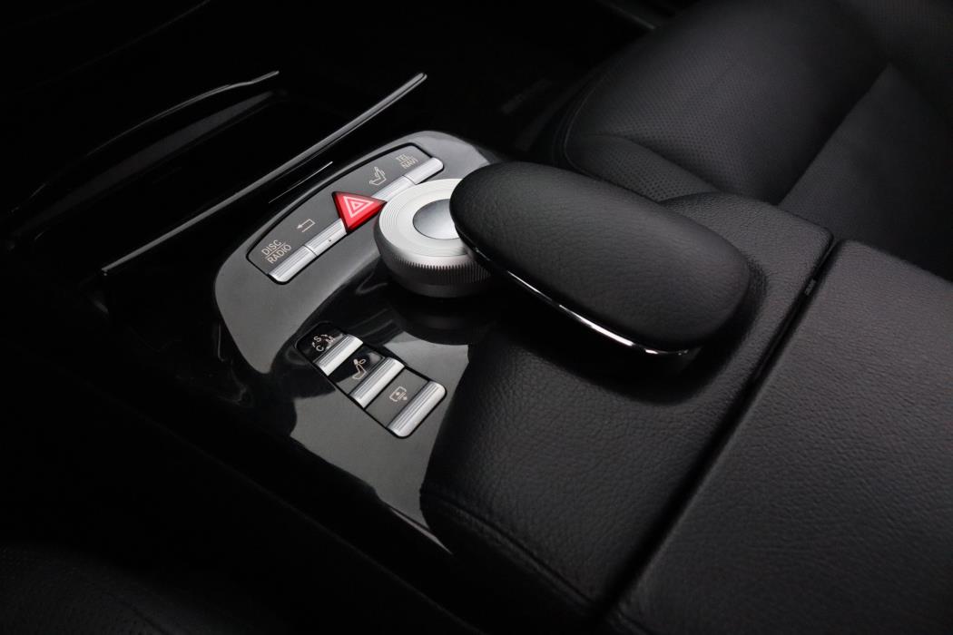MERCEDES-BENZ S 2009