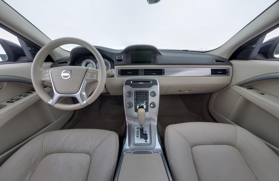 VOLVO S80 2012