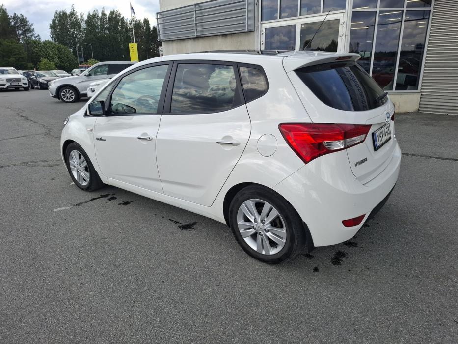 HYUNDAI ix20 2012