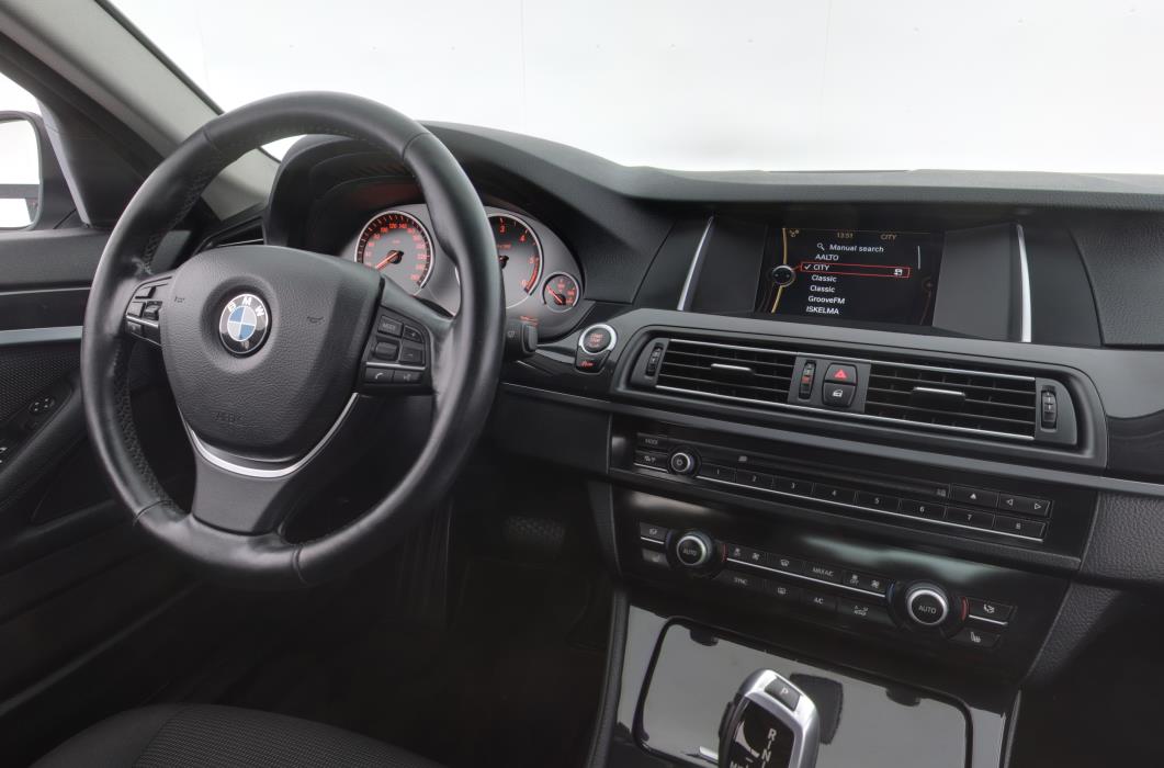 BMW 518 2014