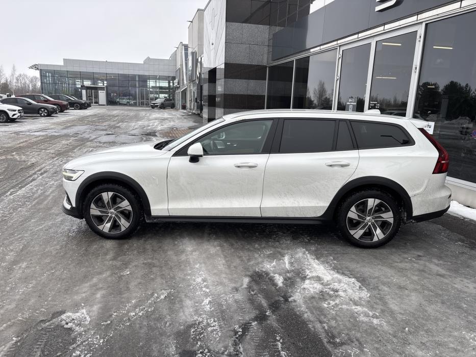 VOLVO V60 Cross Country 2019