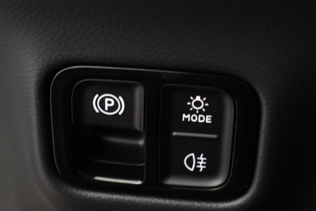 MERCEDES-BENZ GLC 2026