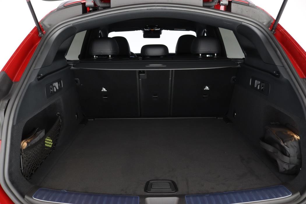 MERCEDES-BENZ GLC 2026