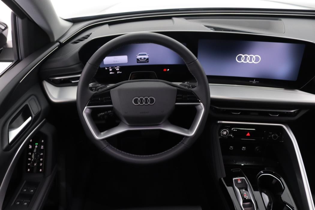 AUDI Q5 2026