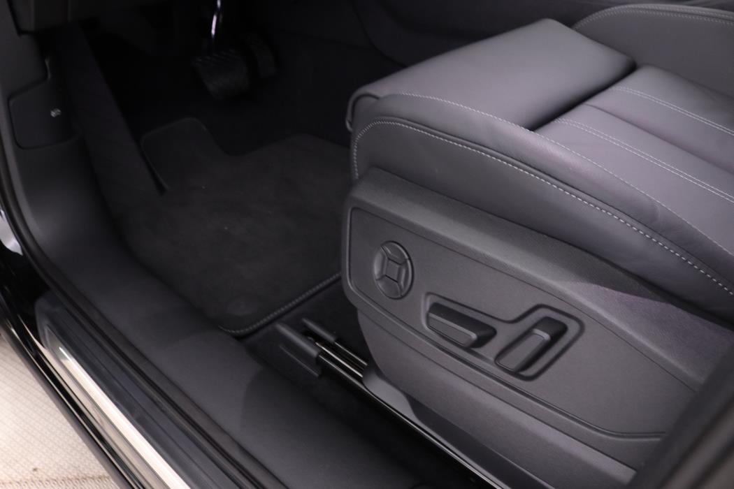 AUDI Q5 2026