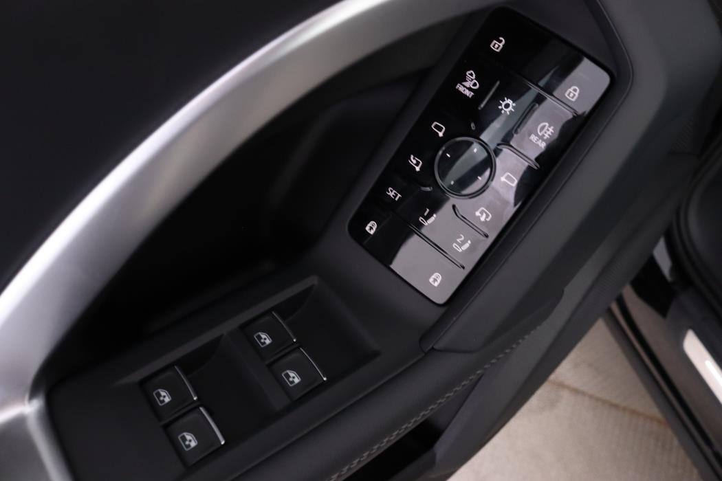 AUDI Q5 2026