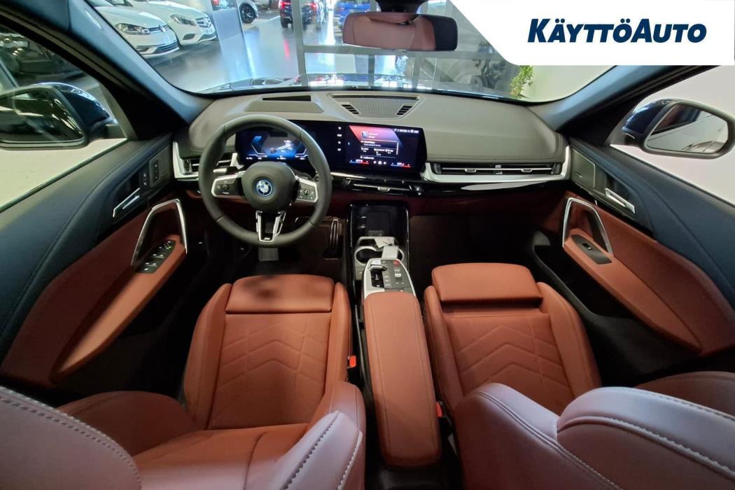 BMW iX1 2026