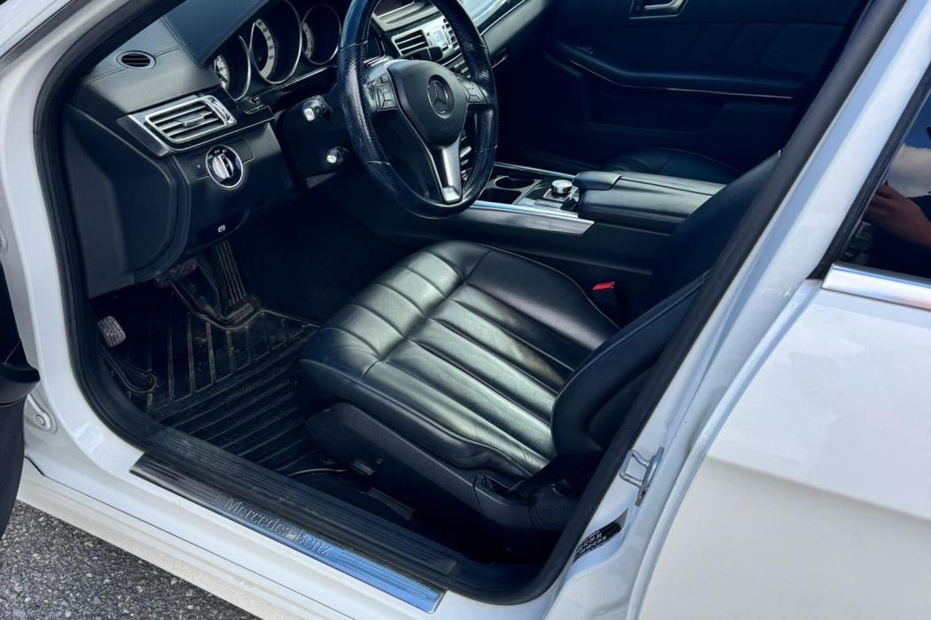 MERCEDES-BENZ E 2013