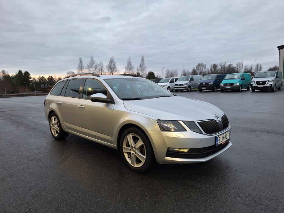 SKODA Octavia 2017