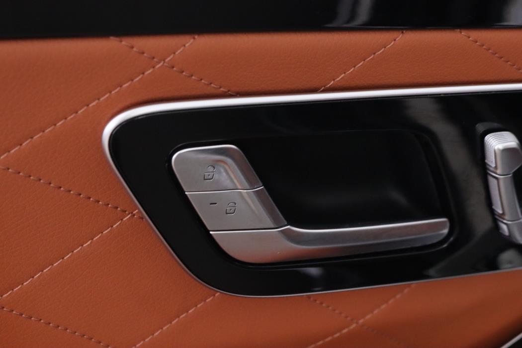 MERCEDES-BENZ S 2022