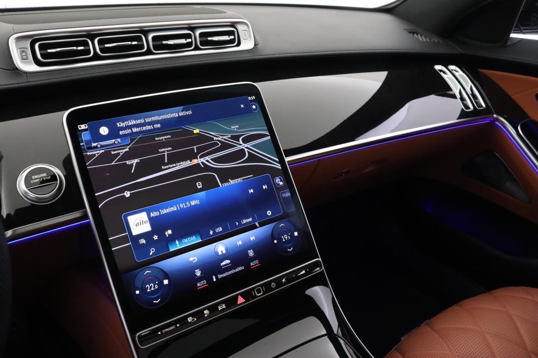 MERCEDES-BENZ S 2022