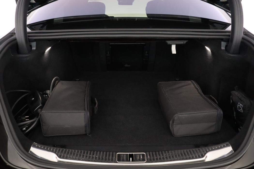 MERCEDES-BENZ S 2022